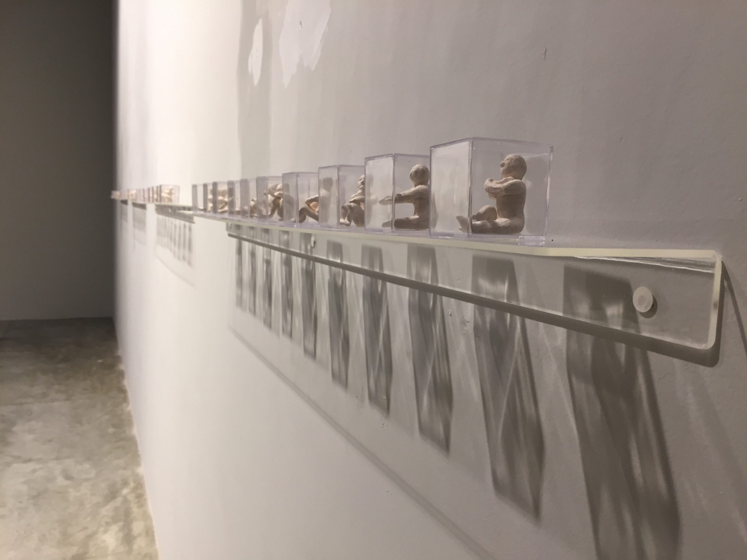 Exposição Íntimo Plural na Galeria do SESC em Itajaí. Registro fornecido pela artista. 