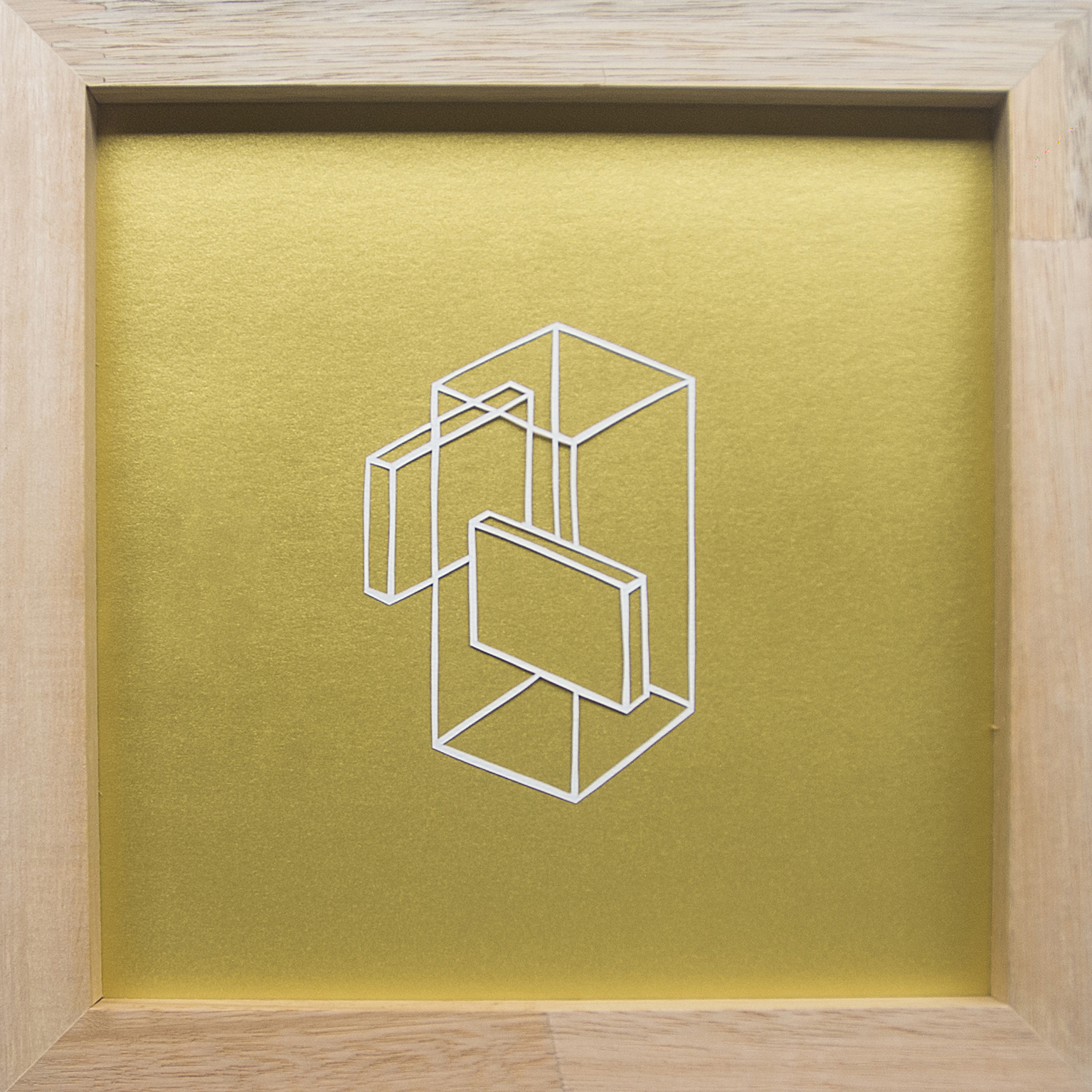 Construções Imagéticas #04, 2017. Recorte manual em papel, 19x19cm.