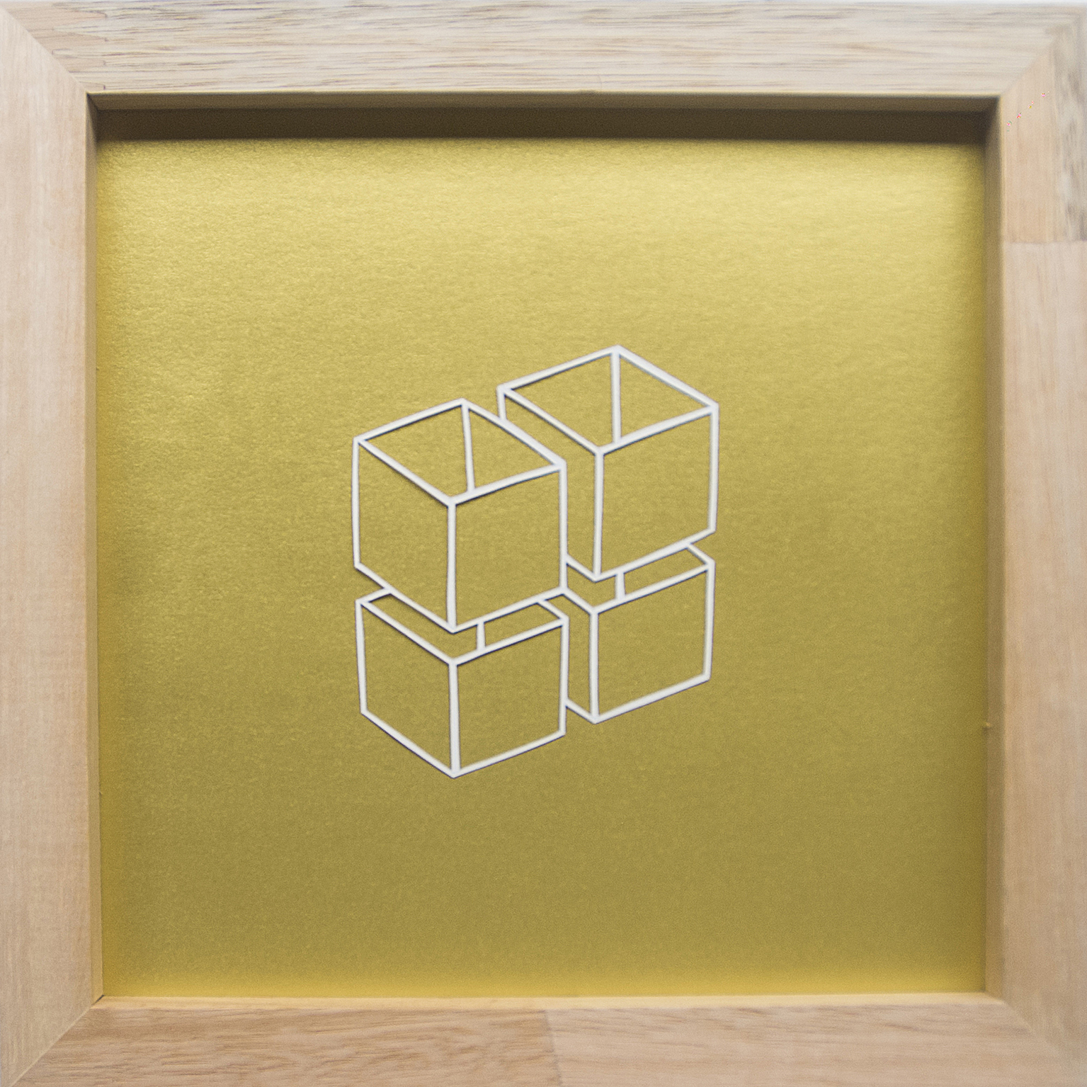 Construções Imagéticas #08, 2017. Recorte manual em papel, 19x19cm.