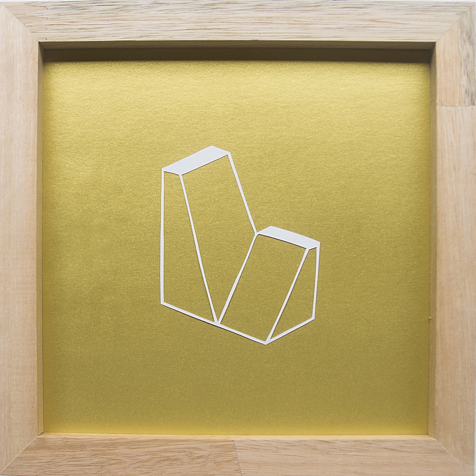 Construções Imagéticas #10, 2017. Recorte manual em papel, 19x19cm.