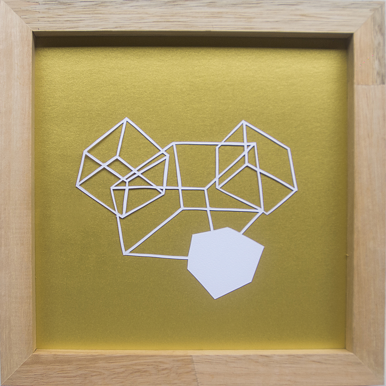 Construções Imagéticas #12, 2017. Recorte manual em papel, 19x19cm.