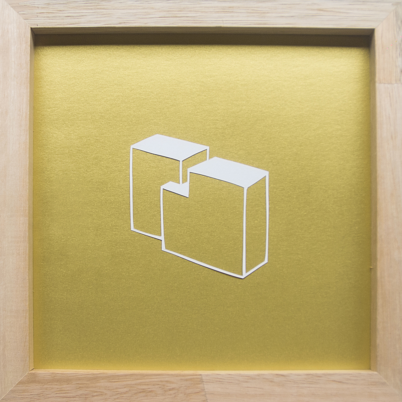 Construções Imagéticas #17, 2017. Recorte manual em papel, 19x19cm.