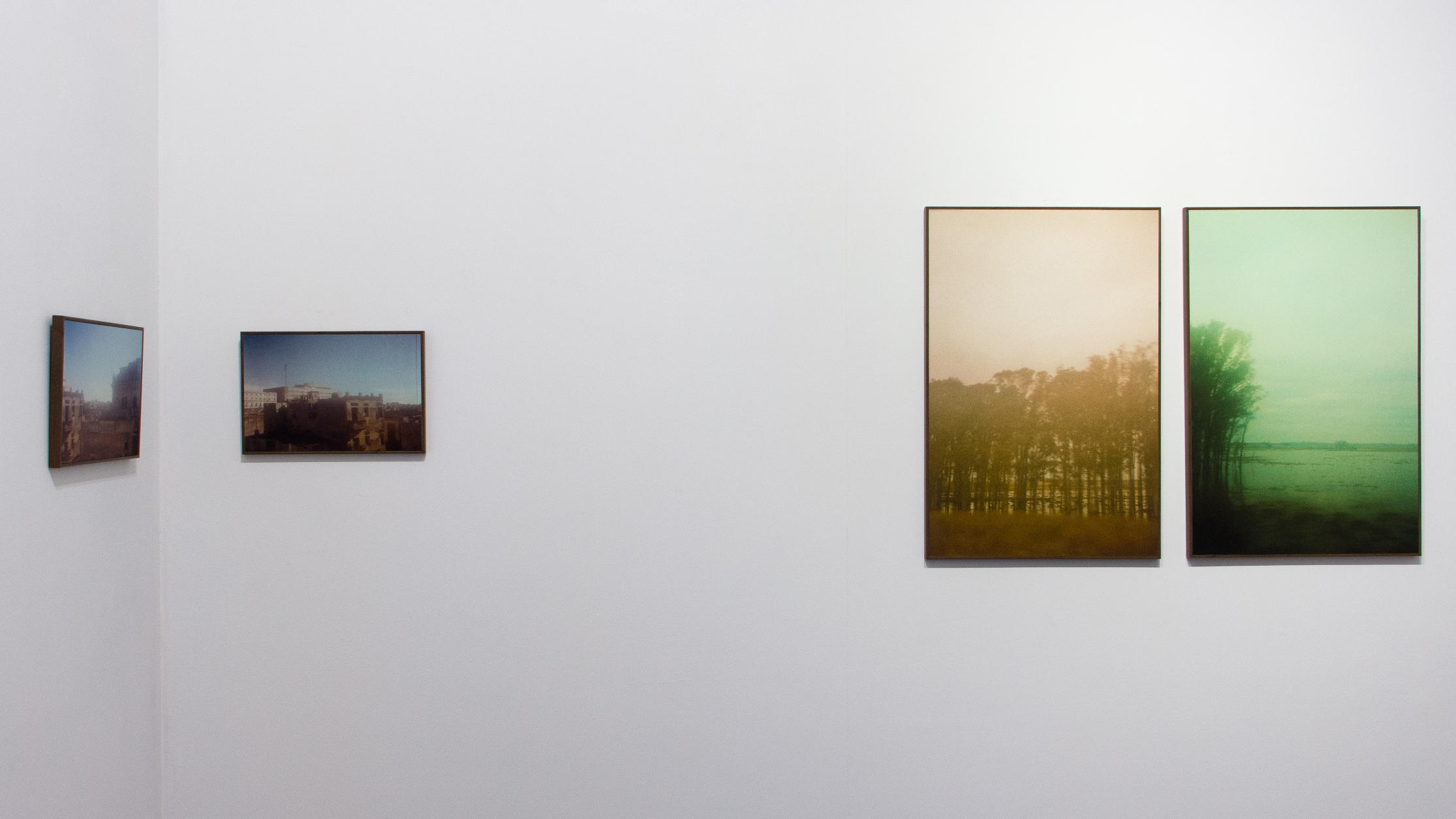 Exposição a cabeça pensa onde os pés pisam, de Sofia Brito.