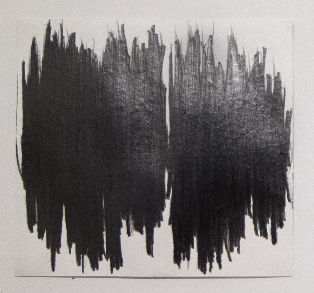 Sem título VI, 2018. Barra de grafite sobre papel, 36,5x33cm. (2)